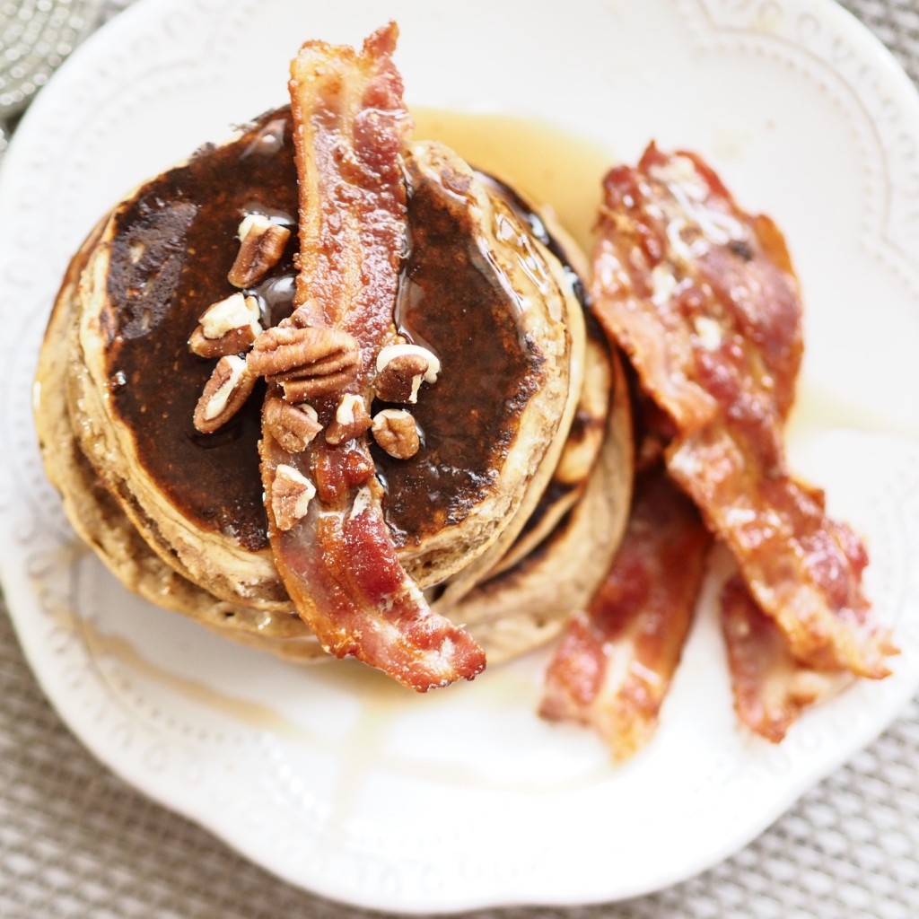 American Style Banana Pecan Pancakes 