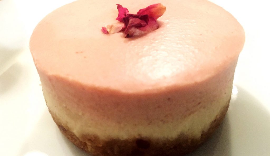 plant curious - vegan rhubarb cheesecake