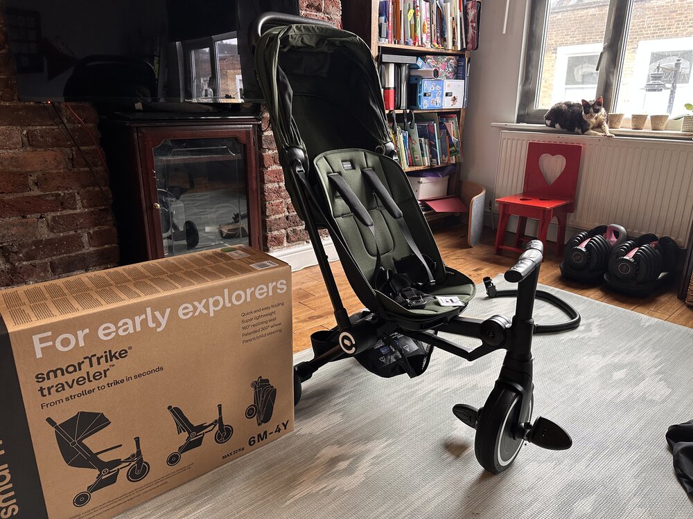 Unboxing the smarTrike Traveler